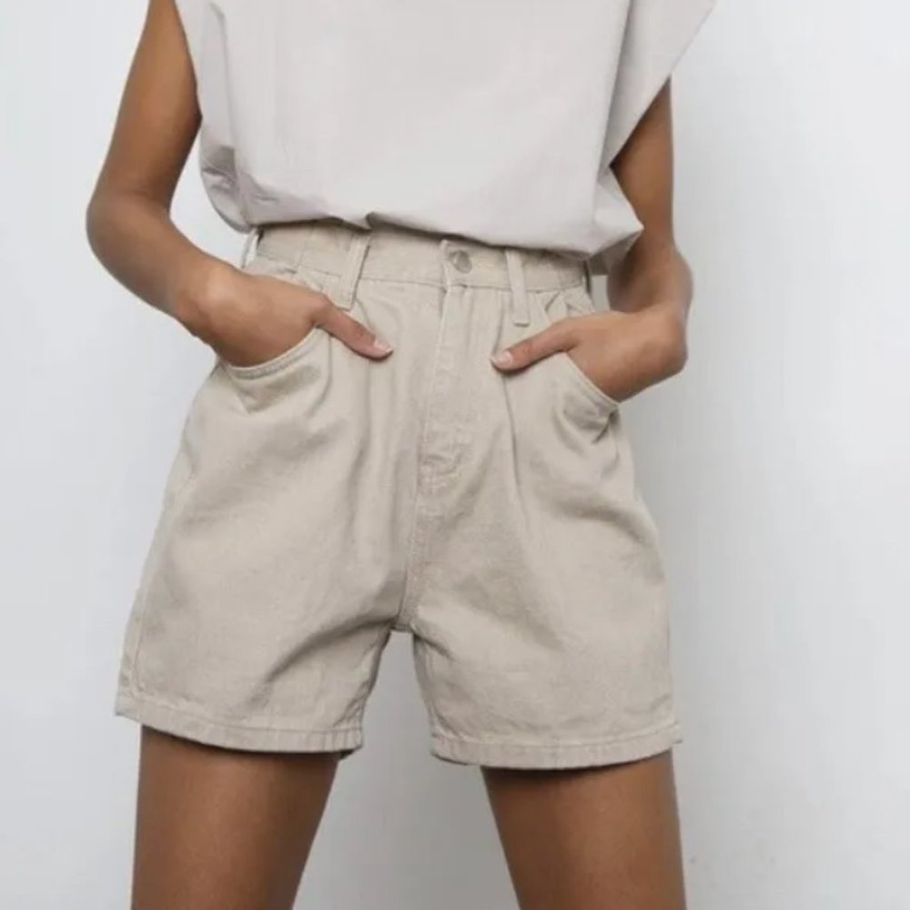 The Frankie Shop Denim Shorts in Camel Size Small